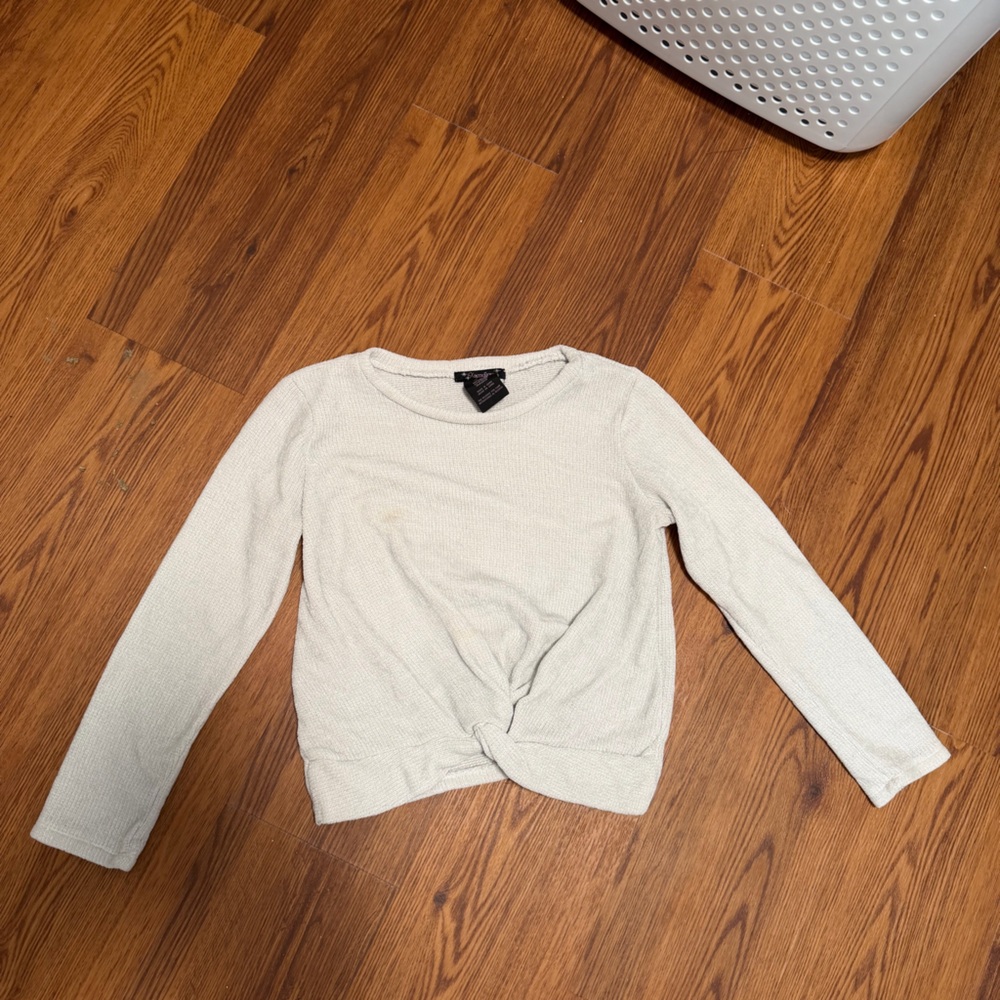 Elegant White Long Sleeve Top